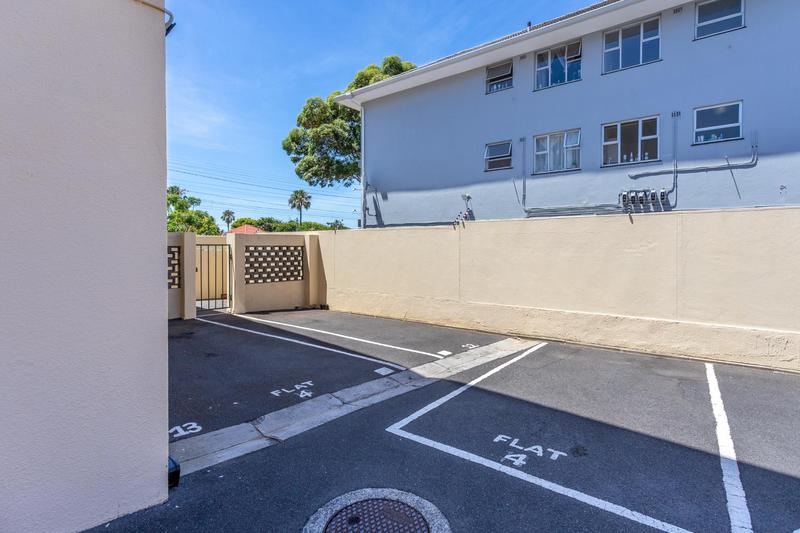 3 Bedroom Property for Sale in Plumstead Western Cape